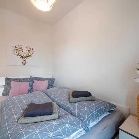 Moderne Eg-wohnung In Sudenburg Mit Parkplatz, Top Anbindung