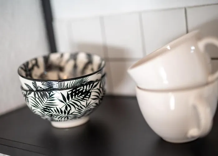 شقة Moderne Eg-wohnung In Sudenburg Mit Parkplatz, Top Anbindung *